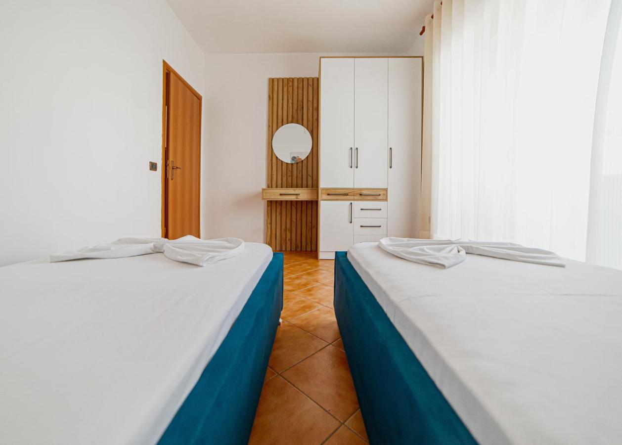 Ajla Apartment Durrës Kültér fotó